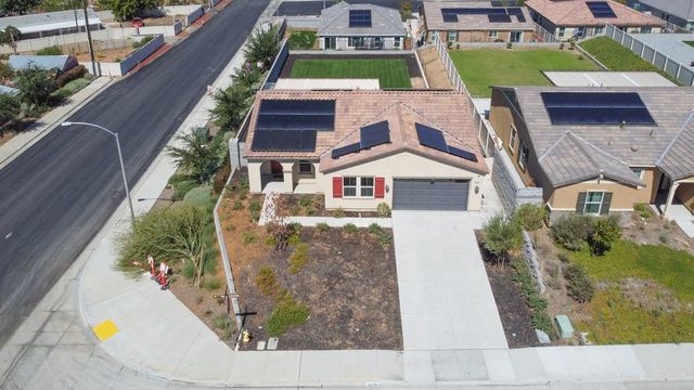 27750 Via Santa Catarina, Menifee, CA 92585