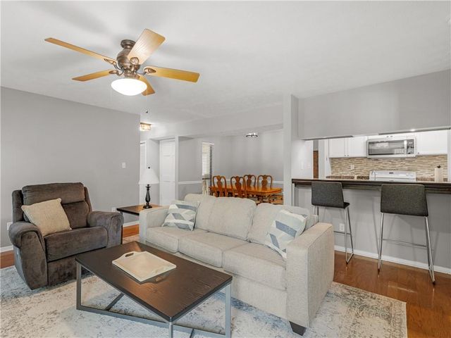 903 Tuxworth Circle, Decatur, GA 30033