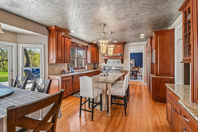 3N681 Trotter Lane, St. Charles, IL 60175