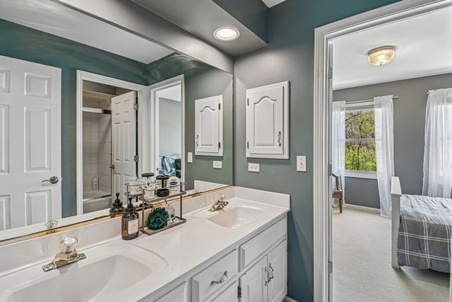 3N681 Trotter Lane, St. Charles, IL 60175