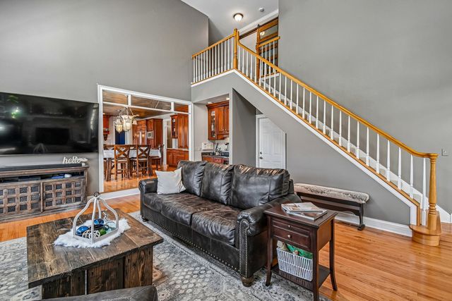 3N681 Trotter Lane, St. Charles, IL 60175