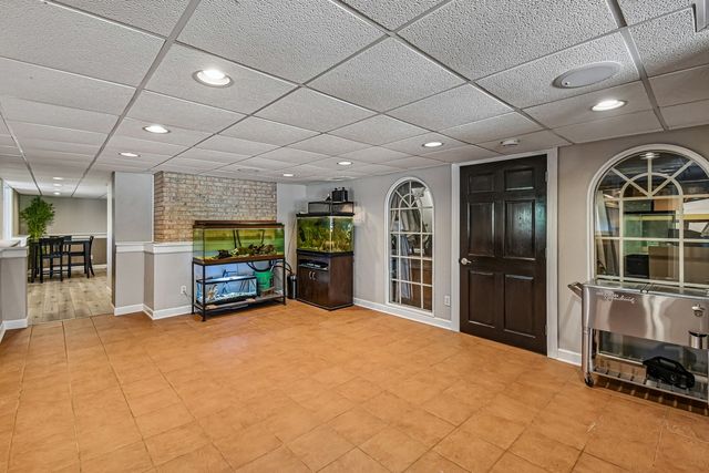 3N681 Trotter Lane, St. Charles, IL 60175