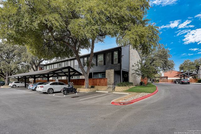 2718 Old Field Dr Apt 803, San Antonio, TX 78247