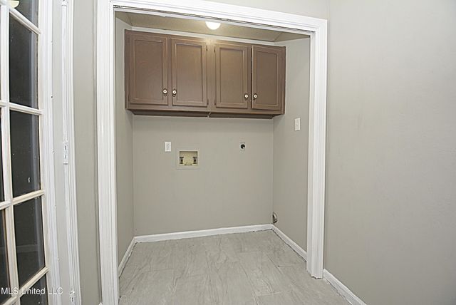6280 Cherokee Drive, Olive Branch, MS 38654