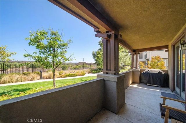 28600 Pietro Drive, Valencia, CA 91354