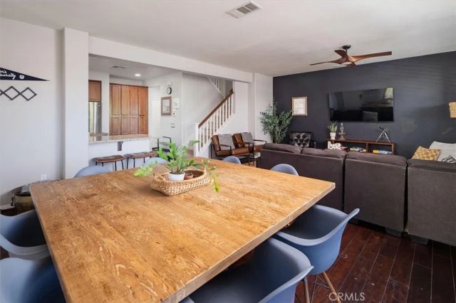 28600 Pietro Drive, Valencia, CA 91354