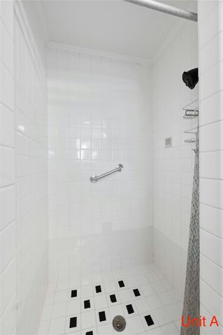 2301 W 10th ST, Austin, TX 78703