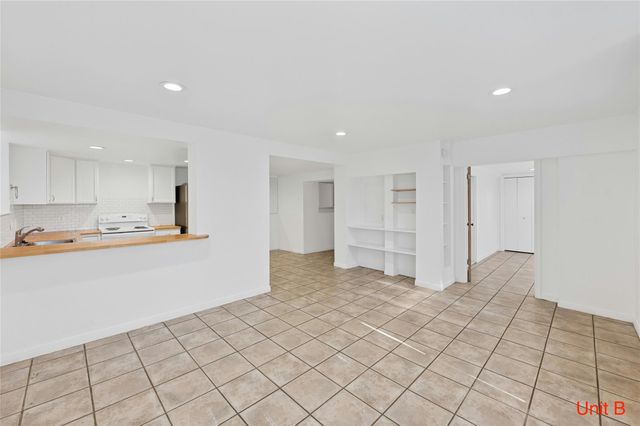 2301 W 10th ST, Austin, TX 78703