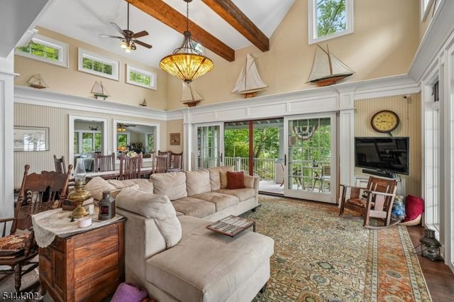 55 Raccoon Island Rd, Jefferson Twp., NJ 07849