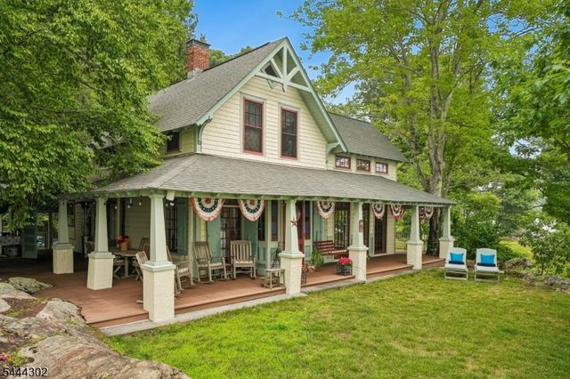 55 Raccoon Island Rd, Jefferson Twp., NJ 07849