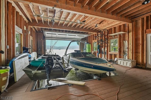 55 Raccoon Island Rd, Jefferson Twp., NJ 07849