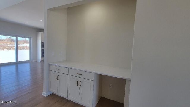 7 Jack Drive, Halfmoon, NY 12118