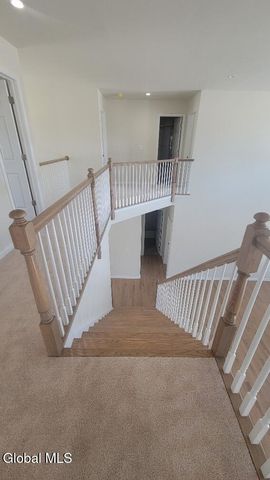 7 Jack Drive, Halfmoon, NY 12118