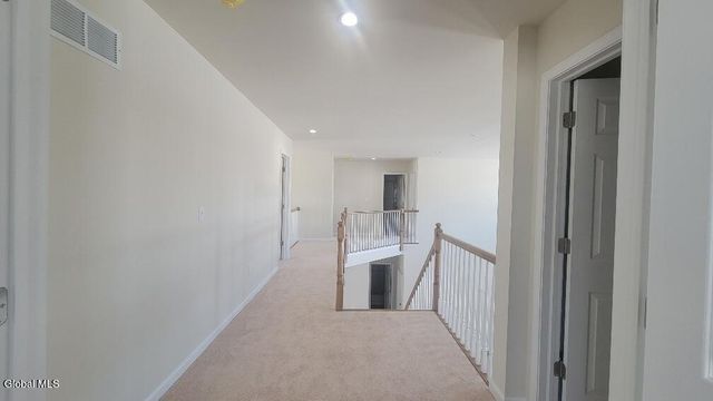 7 Jack Drive, Halfmoon, NY 12118