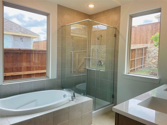 3954 Oak Creek Circle, Denison, TX 75020