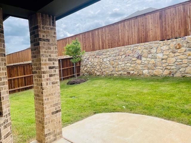 3954 Oak Creek Circle, Denison, TX 75020