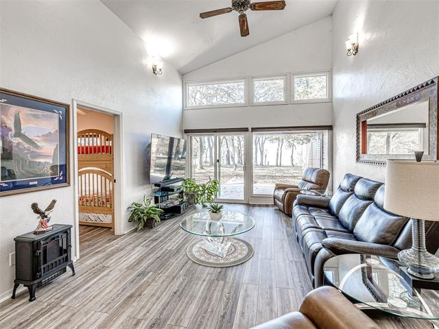 291 N Spinnaker Run 117, Eufaula, OK 74462