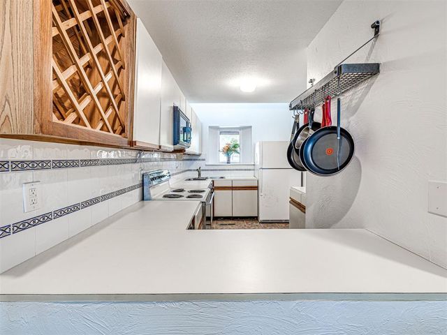 291 N Spinnaker Run 117, Eufaula, OK 74462