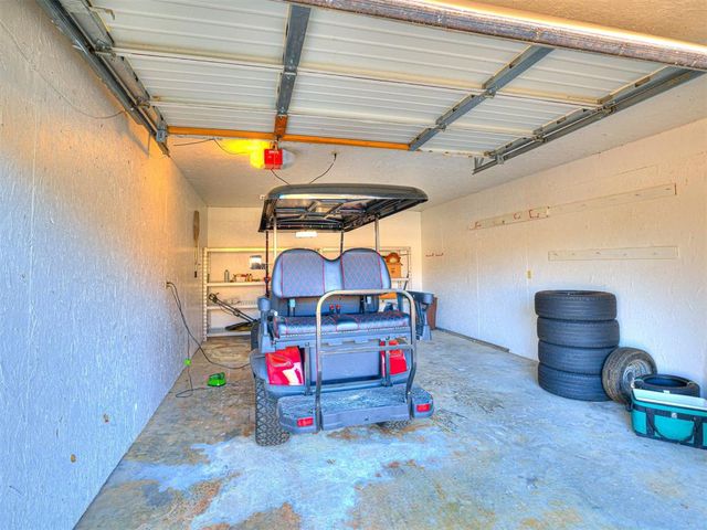 291 N Spinnaker Run 117, Eufaula, OK 74462