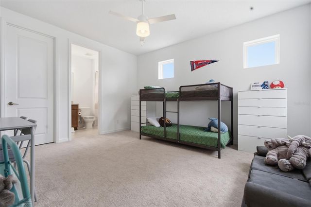 16508 STAR GRASS CIRCLE, Bradenton, FL 34211