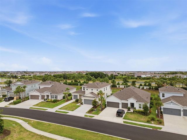 16508 STAR GRASS CIRCLE, Bradenton, FL 34211