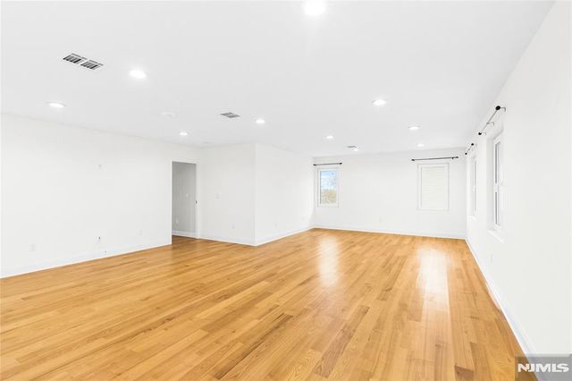 71 Saint Marys Place, Nutley, NJ 07110