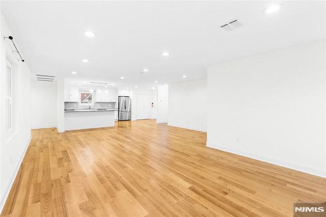 71 Saint Marys Place, Nutley, NJ 07110