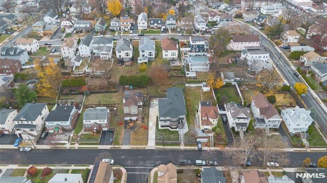 71 Saint Marys Place, Nutley, NJ 07110