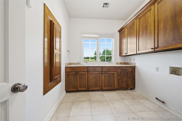 14832 S 53rd East Avenue, Bixby, OK 74008