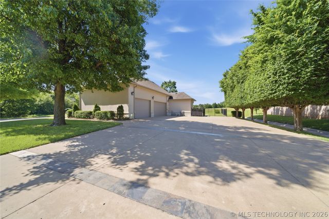 14832 S 53rd East Avenue, Bixby, OK 74008