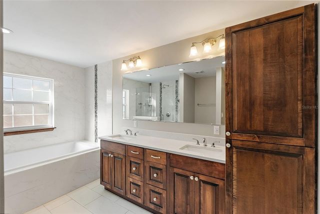 5080 OAKLAWN LANE, St Petersburg, FL 33708