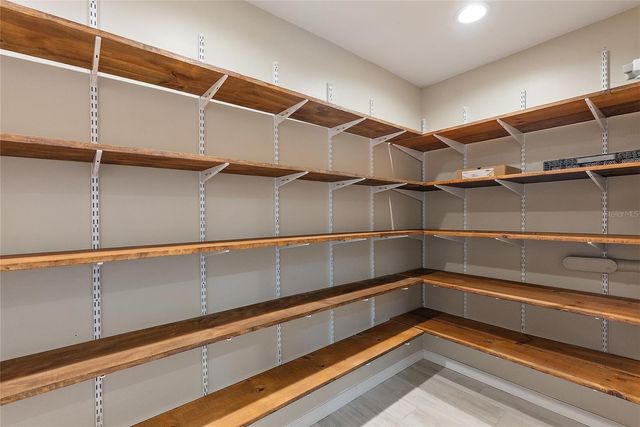 5080 OAKLAWN LANE, St Petersburg, FL 33708