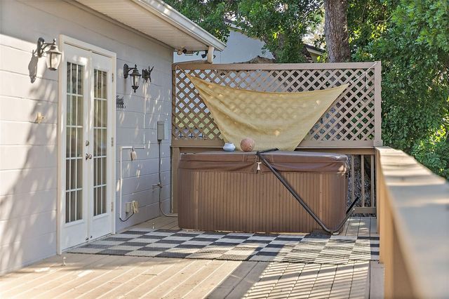 5080 OAKLAWN LANE, St Petersburg, FL 33708