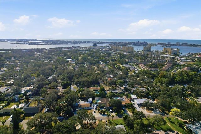 5080 OAKLAWN LANE, St Petersburg, FL 33708