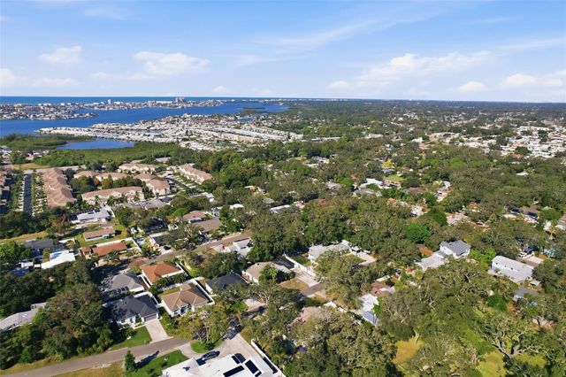 5080 OAKLAWN LANE, St Petersburg, FL 33708