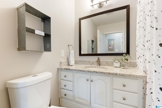 2725 18TH AVENUE N, Birmingham, AL 35234