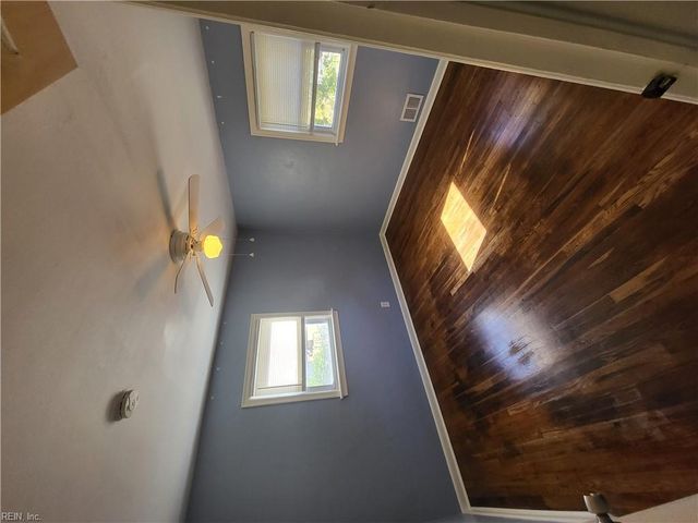 8224 Meadow Creek RD, Norfolk, VA 23518