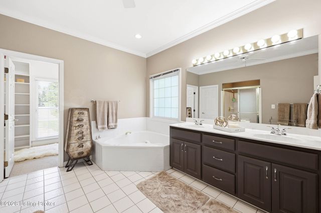 17120 Mallet Hill Dr, Louisville, KY 40245