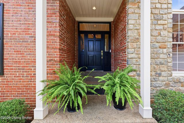 17120 Mallet Hill Dr, Louisville, KY 40245