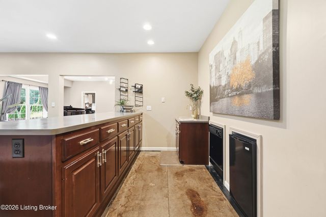 17120 Mallet Hill Dr, Louisville, KY 40245