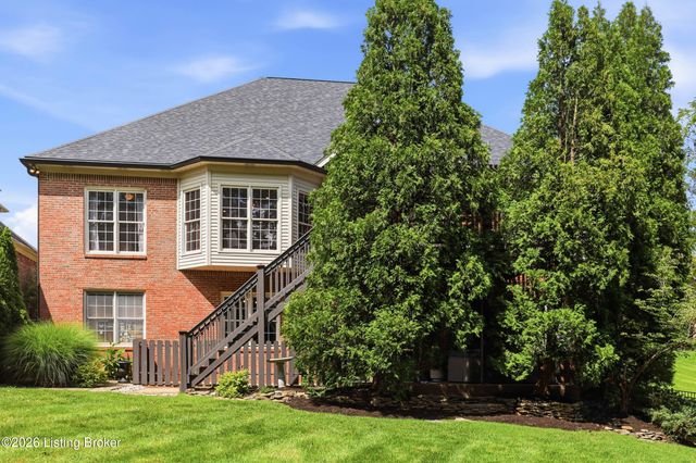 17120 Mallet Hill Dr, Louisville, KY 40245