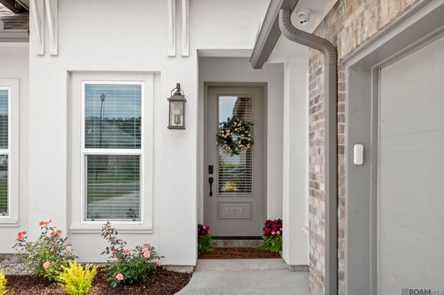25335 Burlington Dr, Denham Springs, LA 70726