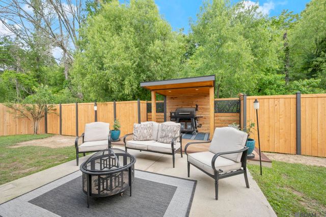25335 Burlington Dr, Denham Springs, LA 70726