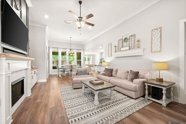 25335 Burlington Dr, Denham Springs, LA 70726