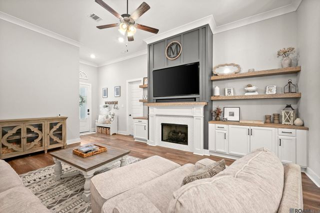 25335 Burlington Dr, Denham Springs, LA 70726