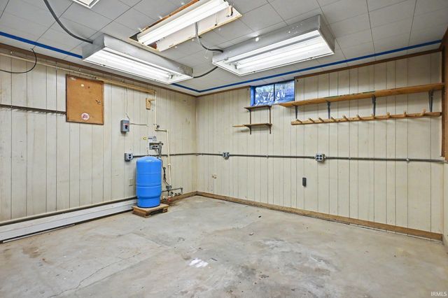1805 Mayfield Drive, Goshen, IN 46526