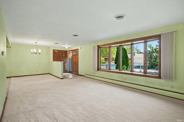 1805 Mayfield Drive, Goshen, IN 46526
