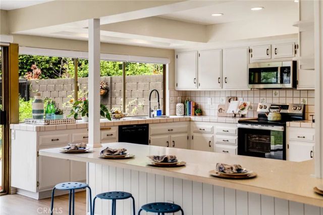 9327 Lexington Street, Cypress, CA 90630