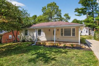 308 Kentucky Avenue, Versailles, KY 40383