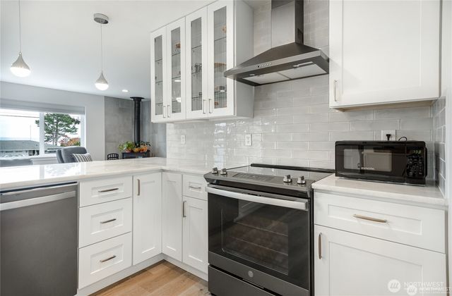 1517 SE Camano Drive, Camano Island, WA 98282